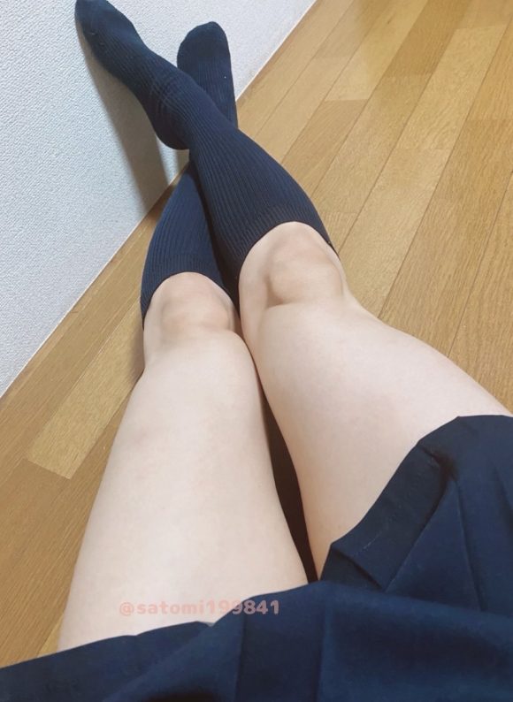 パンツ見えなくても抜ける女子校生の太腿画像 part43