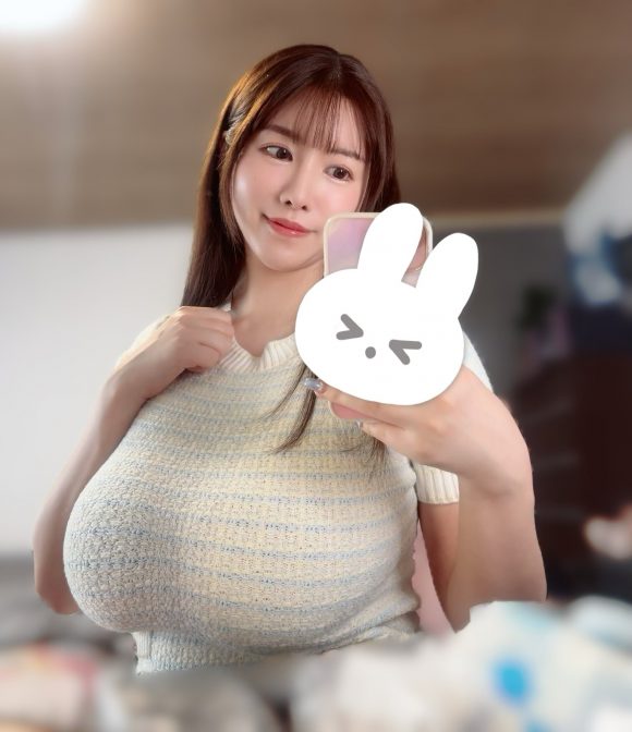 神話級のLカップを持つ木村愛心がAVデビュー