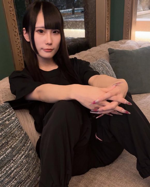 音大1年で辞めてヌードになった川北すずね(20)