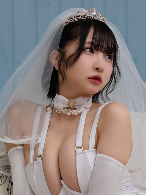 ウェディングドレスのコスプレしてるエロ画像 part10