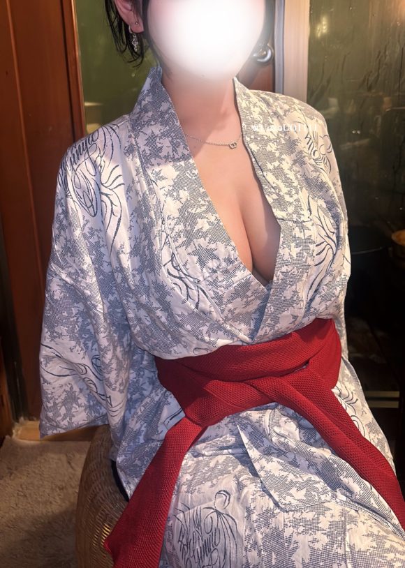昔の人はフル勃起した浴衣・和服のおっぱい画像 part24