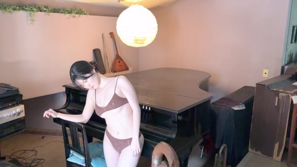 [TrendyMediaToday.com] 高校退学で話題になったちーまきさん(19)の新乳グラビア part5 {file_size} {filename}